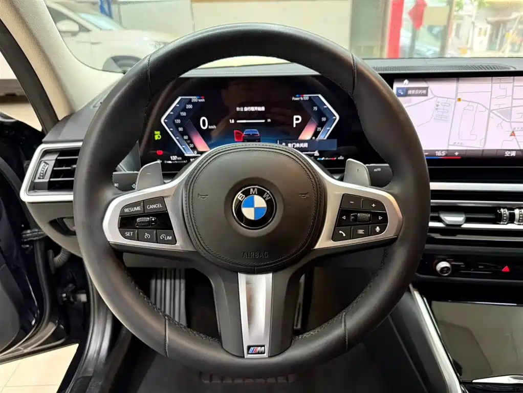 BMW 3 Series 2023 — фото 15