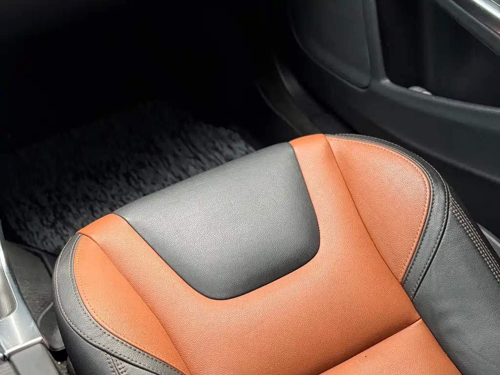 Volvo V60 2016 — фото 22