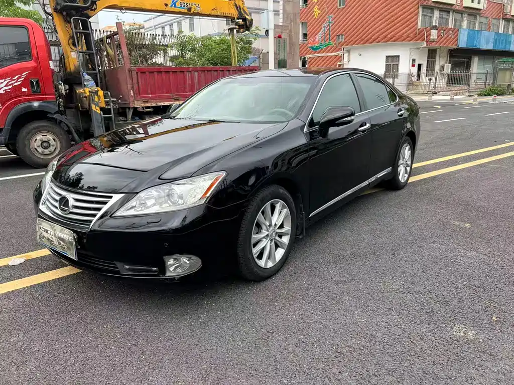 Lexus ES 2011