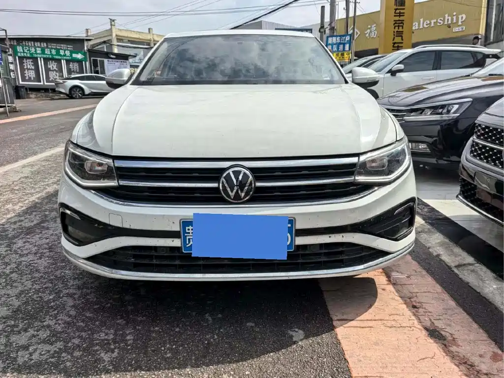 Volkswagen Bora 2023