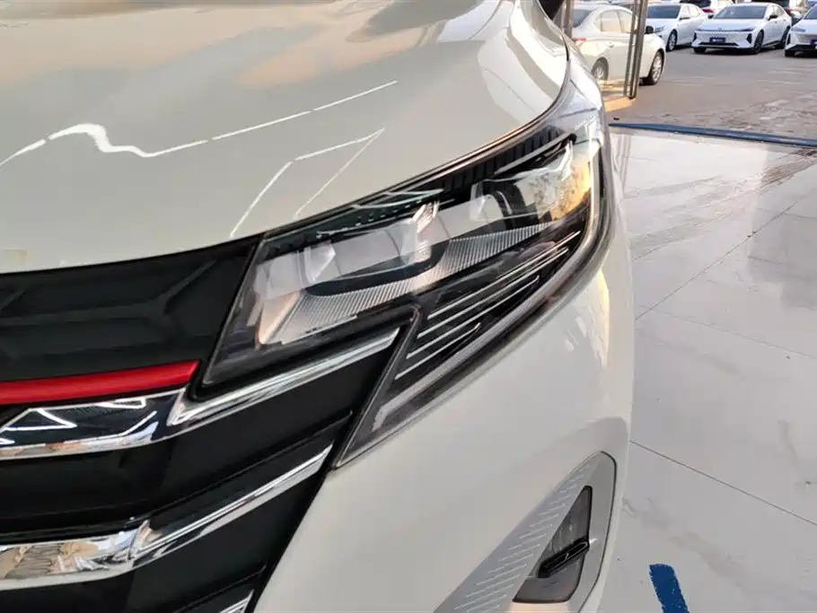 GAC Motor Trumpchi GS3 2023 — фото 5