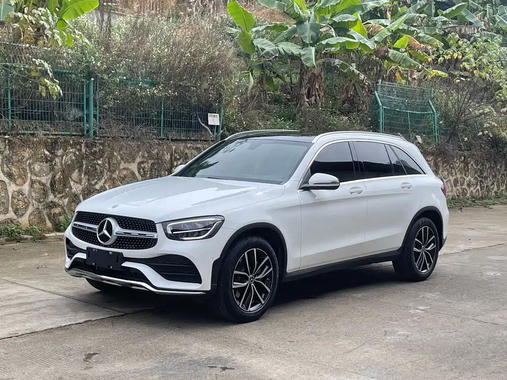 Mercedes-Benz GLC 2021 — фото 1