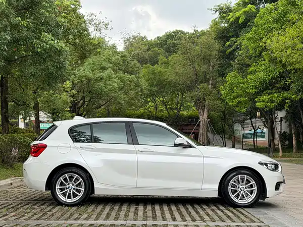 BMW 1 Series 2015