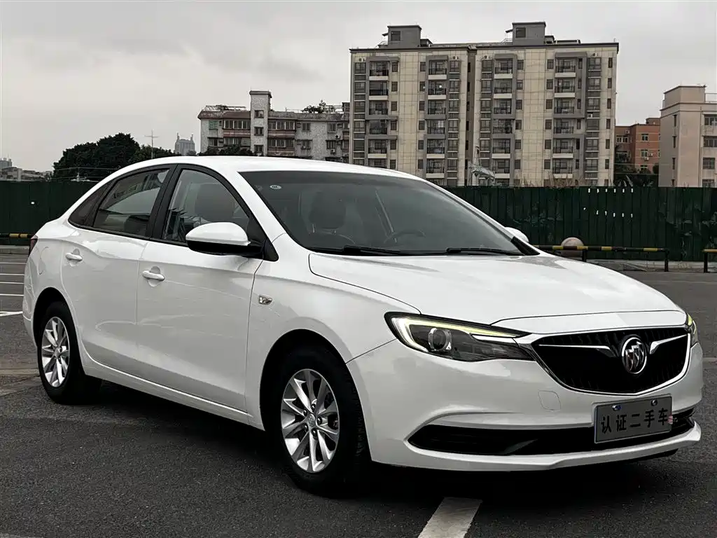 Buick Excelle 2019 — фото 4