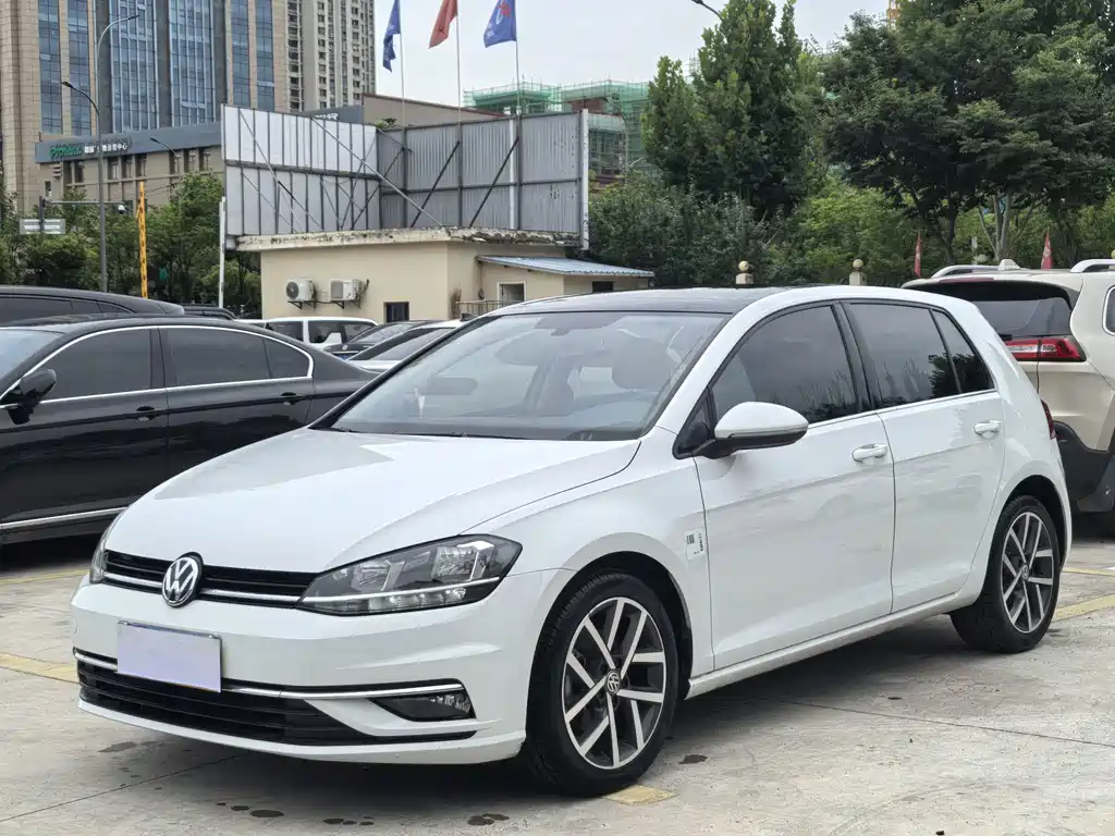 Volkswagen Golf 2020