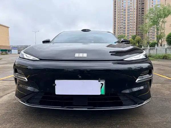 Geely Galaxy Starshine 8 2025
