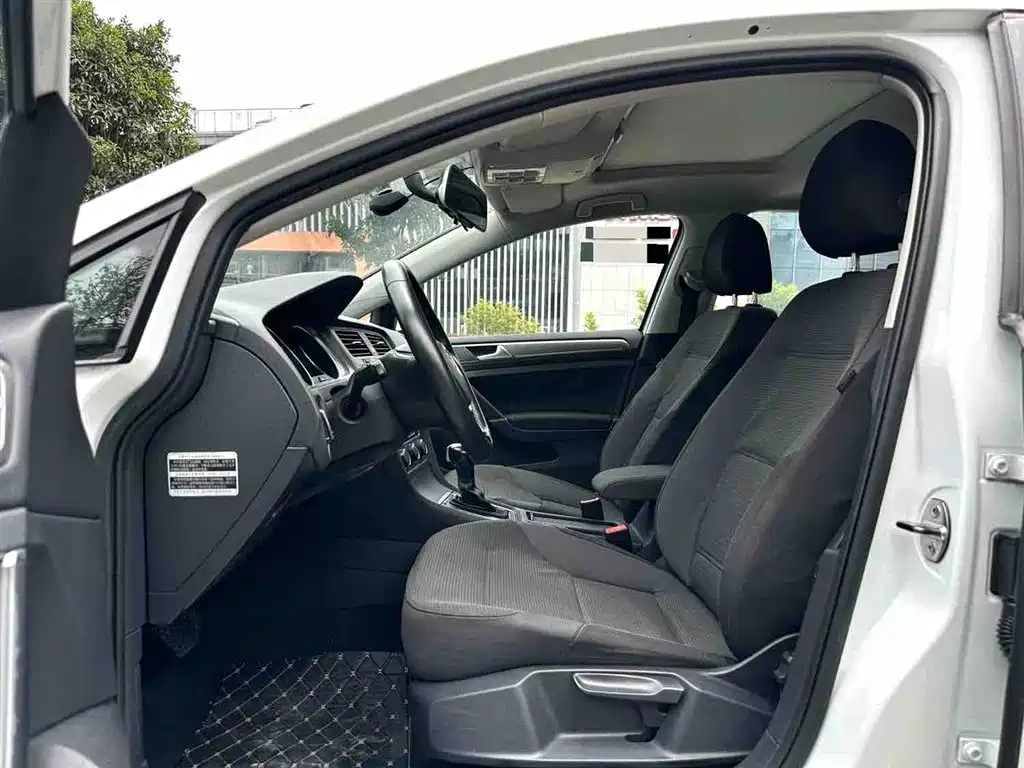 Volkswagen Golf 2014