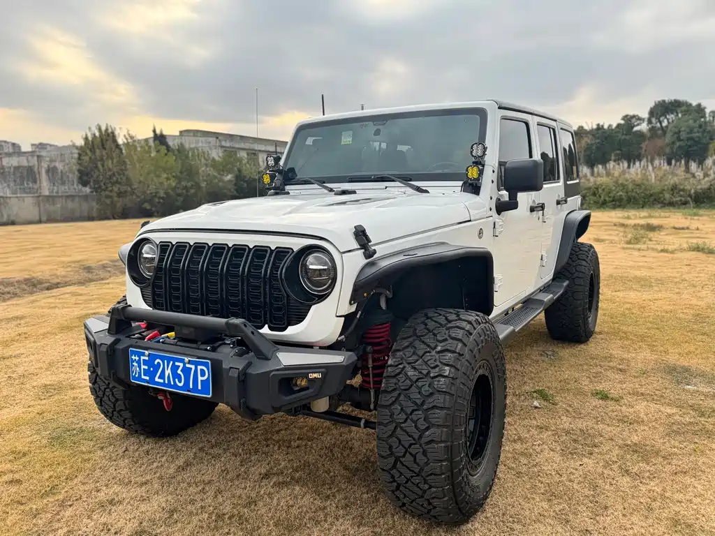 Jeep Wrangler 2017 — фото 1