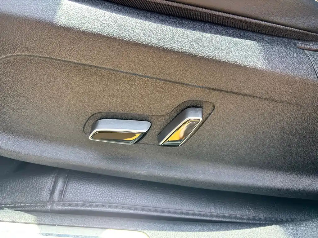 BYD PLUS New Energy 2023 — фото 11