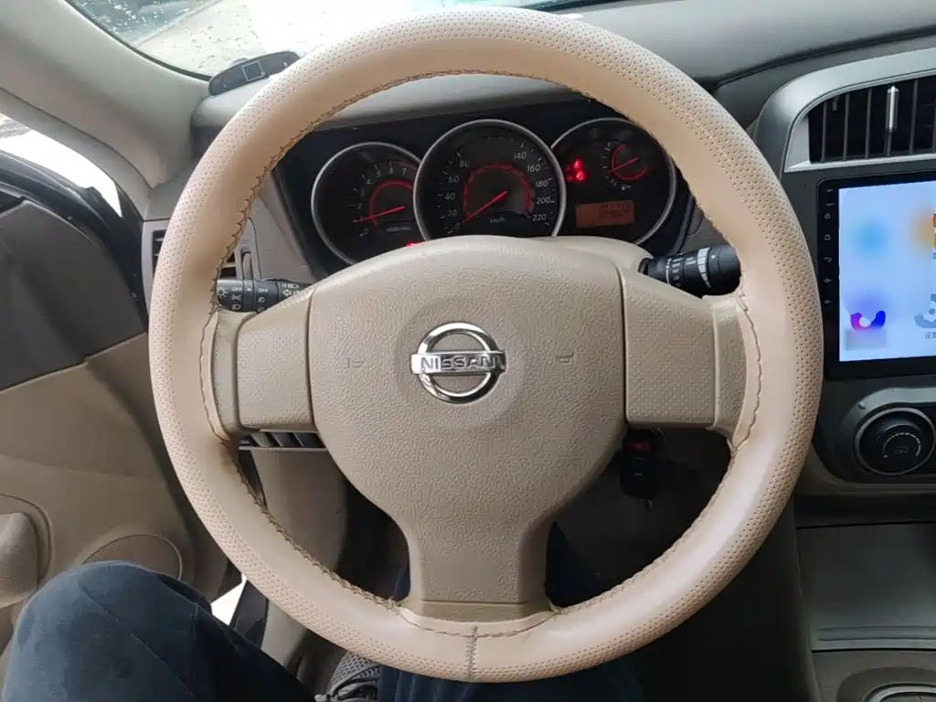 Nissan Sylphy 2014 — фото 11