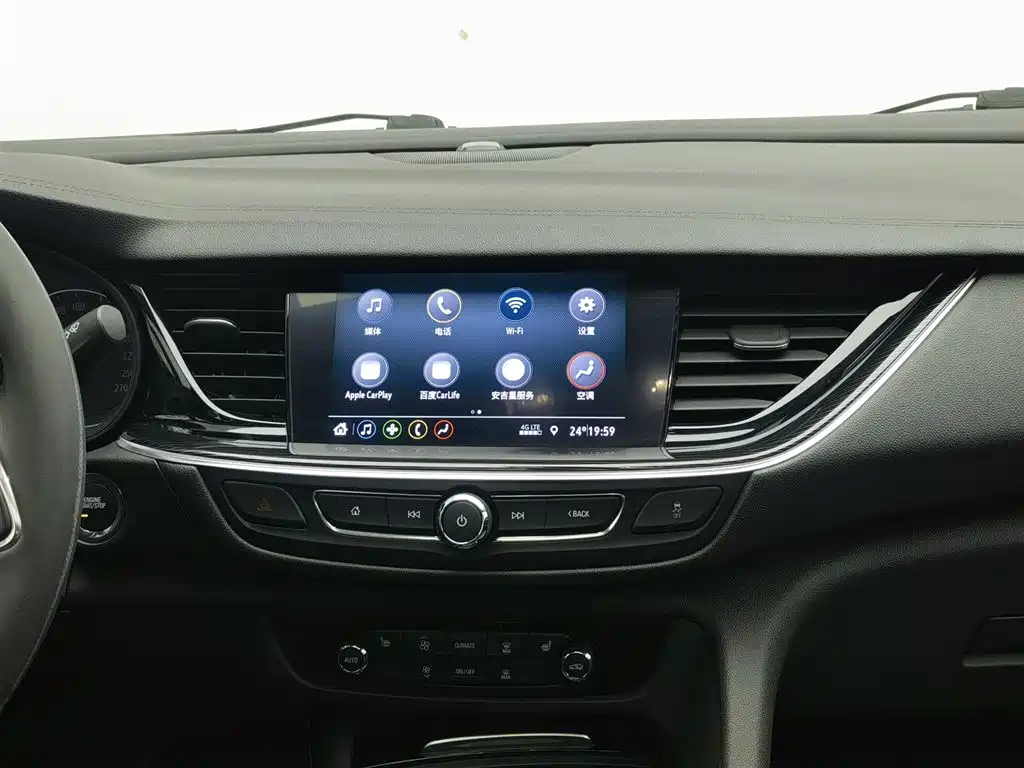 Buick Regal 2023 — фото 12