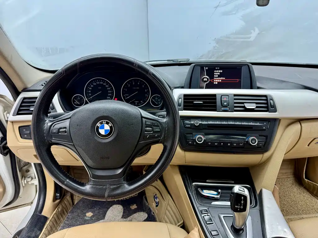 BMW 3 Series 2014 — фото 17