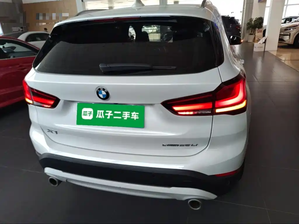 BMW X1 2021 — фото 6