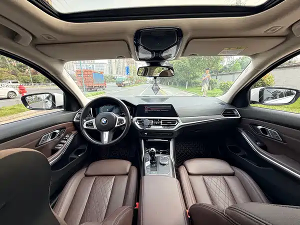 BMW 3 Series 2022