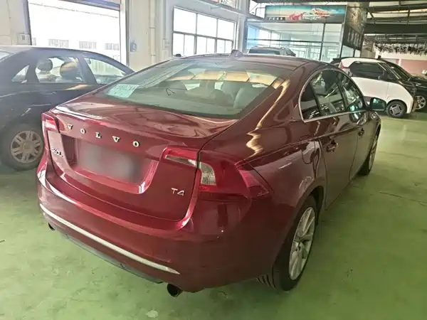 Volvo S60 2015