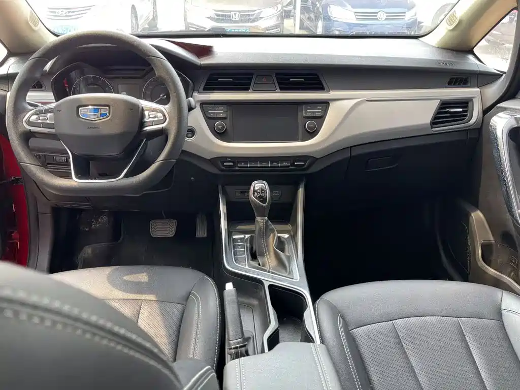 Geely Vision X3 2020 — фото 13