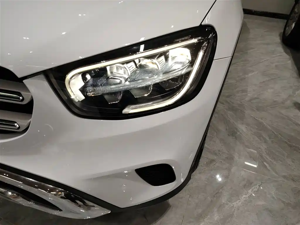 Mercedes-Benz GLC 2021 — фото 18
