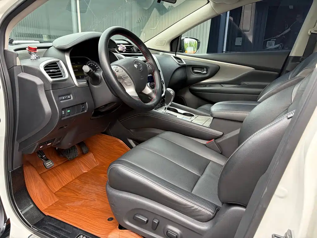 Nissan Murano 2018 — фото 11