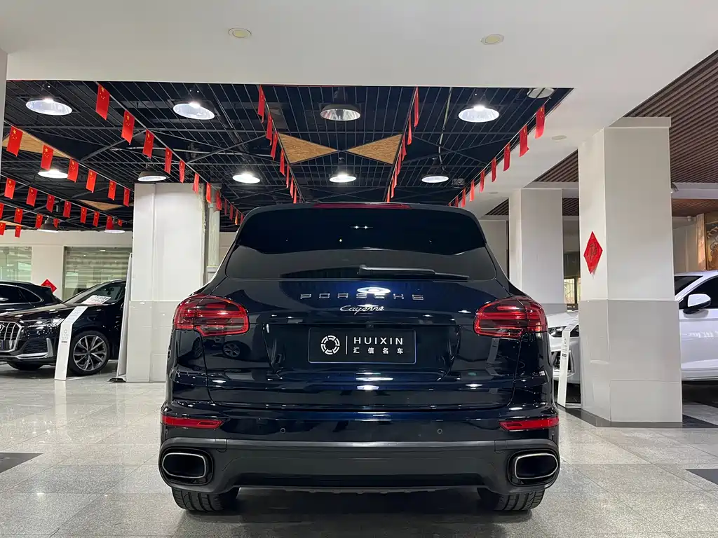 Porsche Cayenne 2015 — фото 15