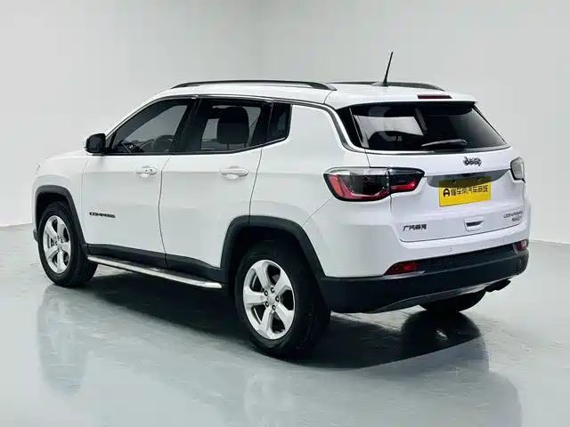 Jeep Compass 2018 — фото 5