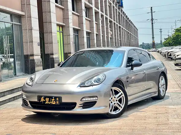 Porsche Panamera 2010