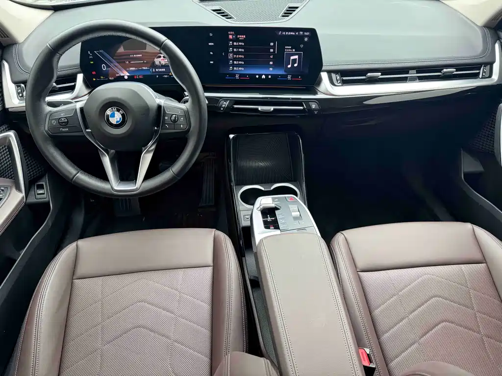 BMW X1 2023 — фото 8
