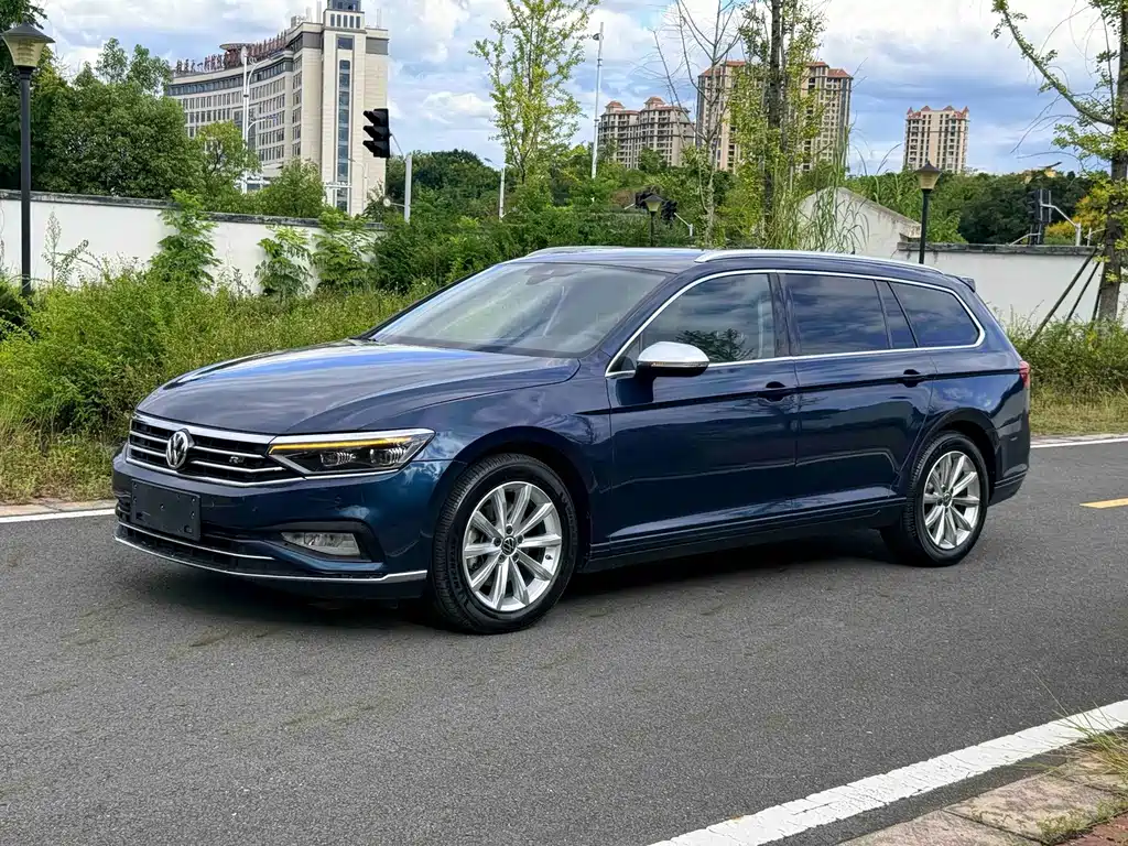 Volkswagen Viloran 2022