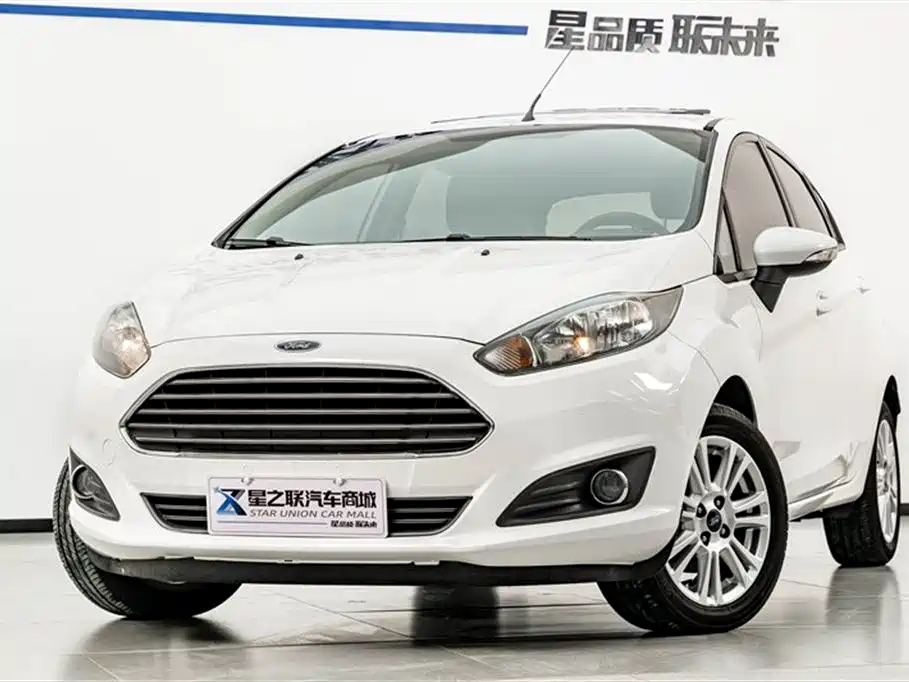 Ford Fiesta 2015 — фото 3