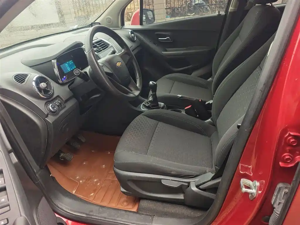 Chevrolet Trax 2015 — фото 15