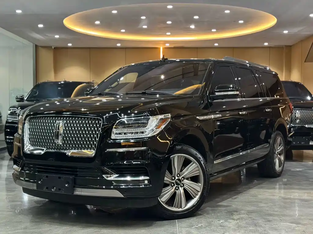 Lincoln Navigator 2018 — фото 8