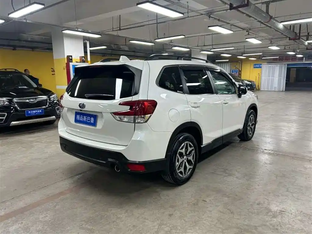 Subaru Forester 2019 — фото 8