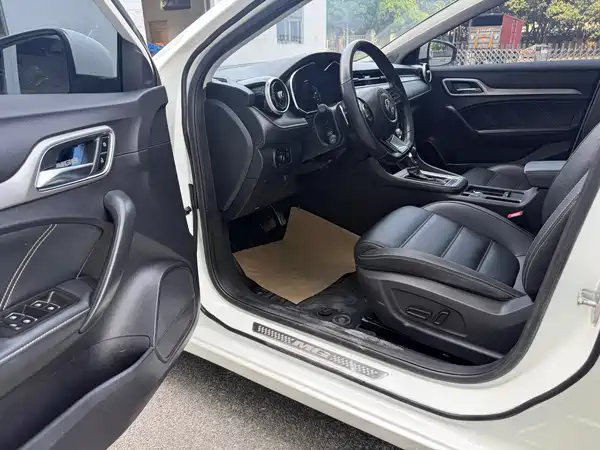 MG6 2019