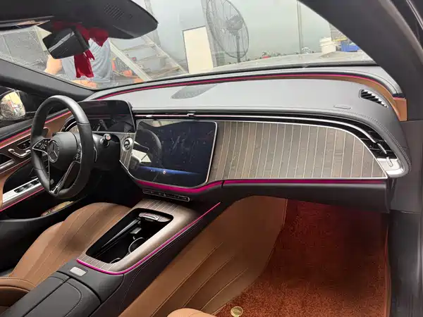 Mercedes-Benz E-Class 2024