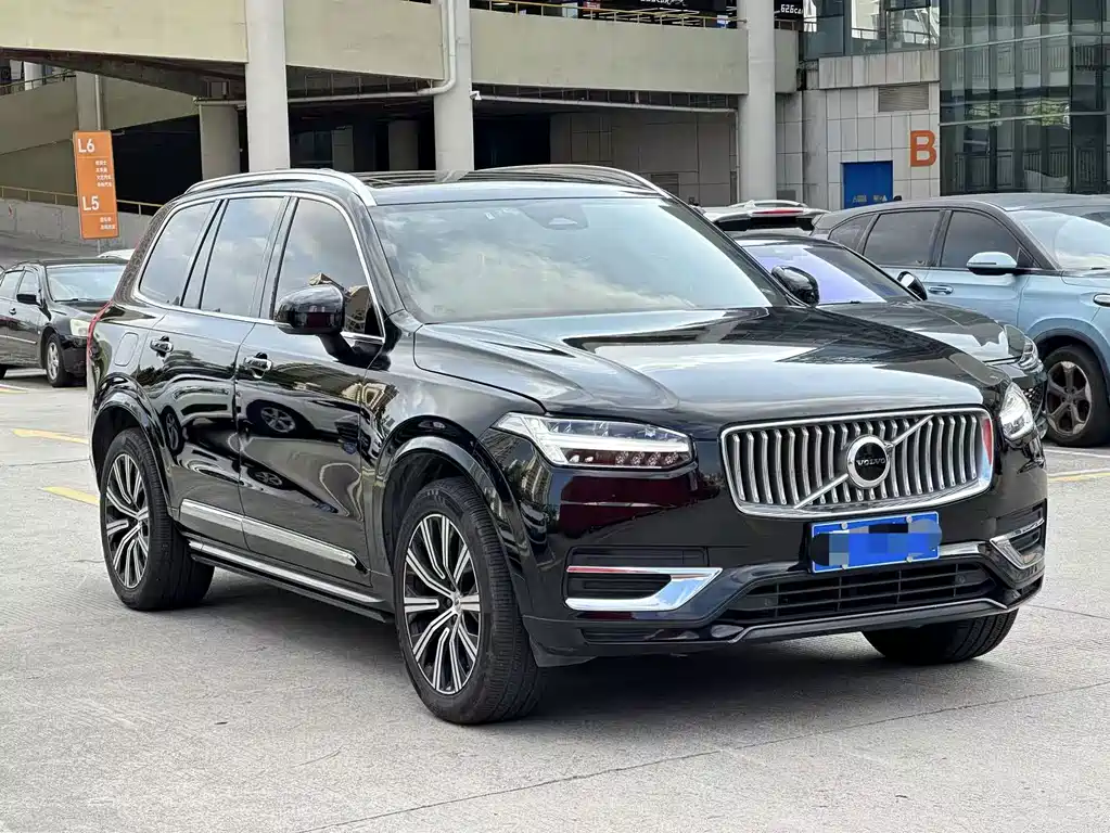 Volvo XC90 2023 — фото 3