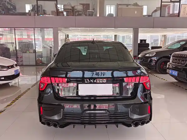 Lynk & Co 03 2021