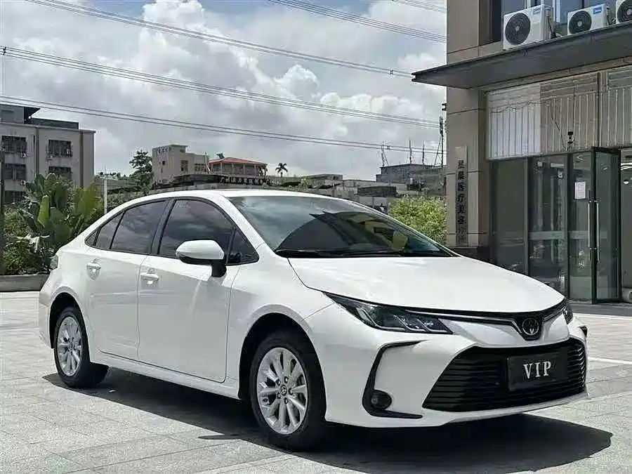 Toyota Corolla 2021 — фото 3