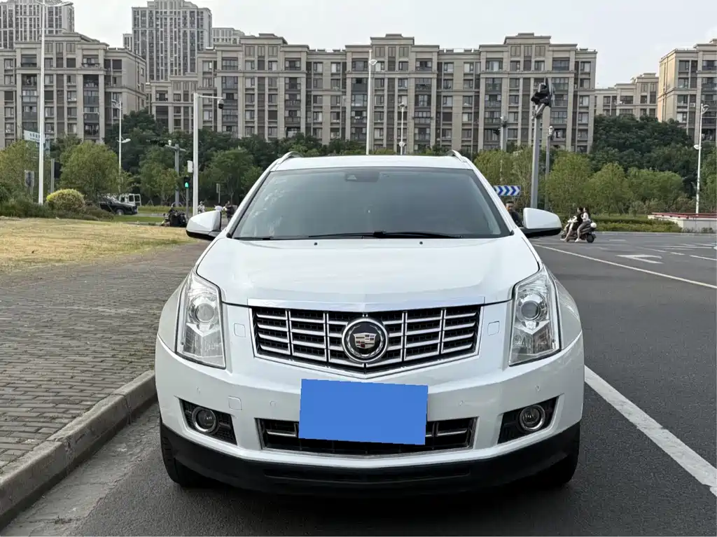 Cadillac SRX 2015 — фото 2