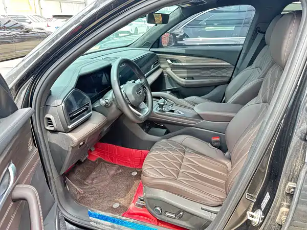 Geely Xingyue L 2025