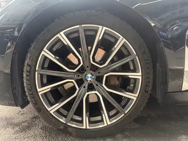 BMW 7 Series 2021