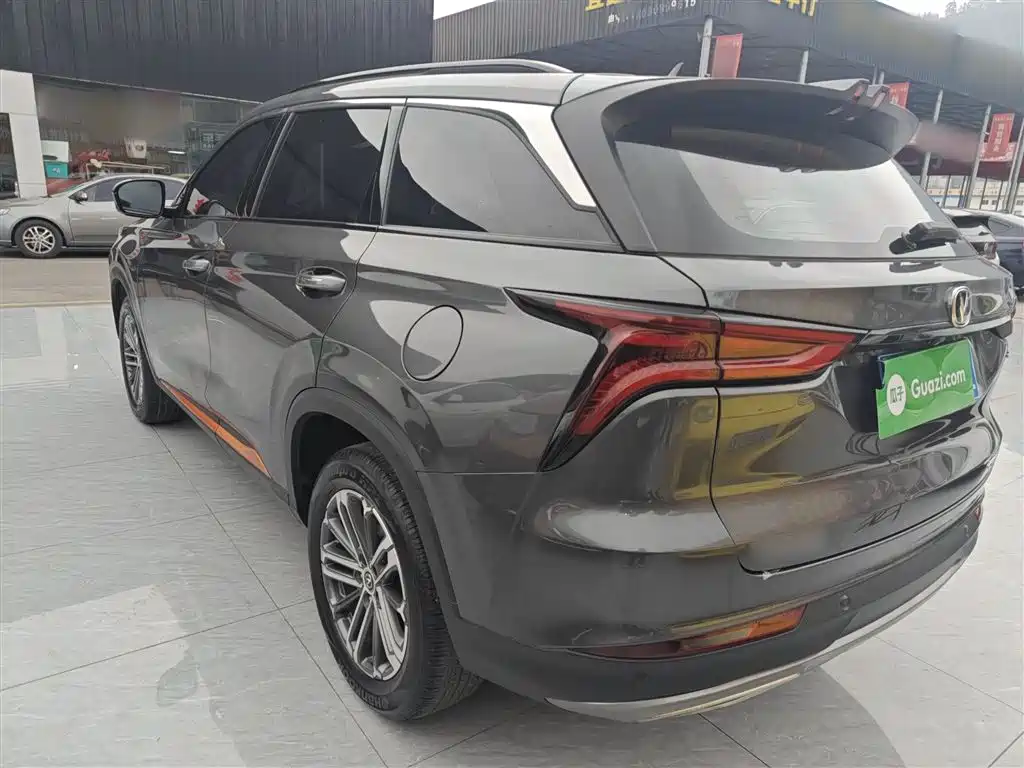 Changan CS75 PLUS 2021 — фото 23