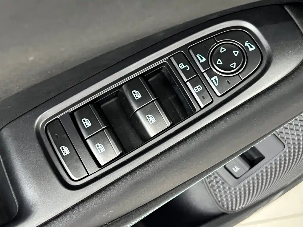 BYD Seal 06 2025 — фото 14