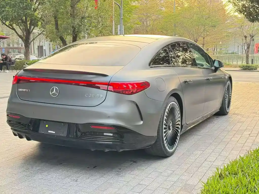 Mercedes-Benz EQS AMG 2025 — фото 5