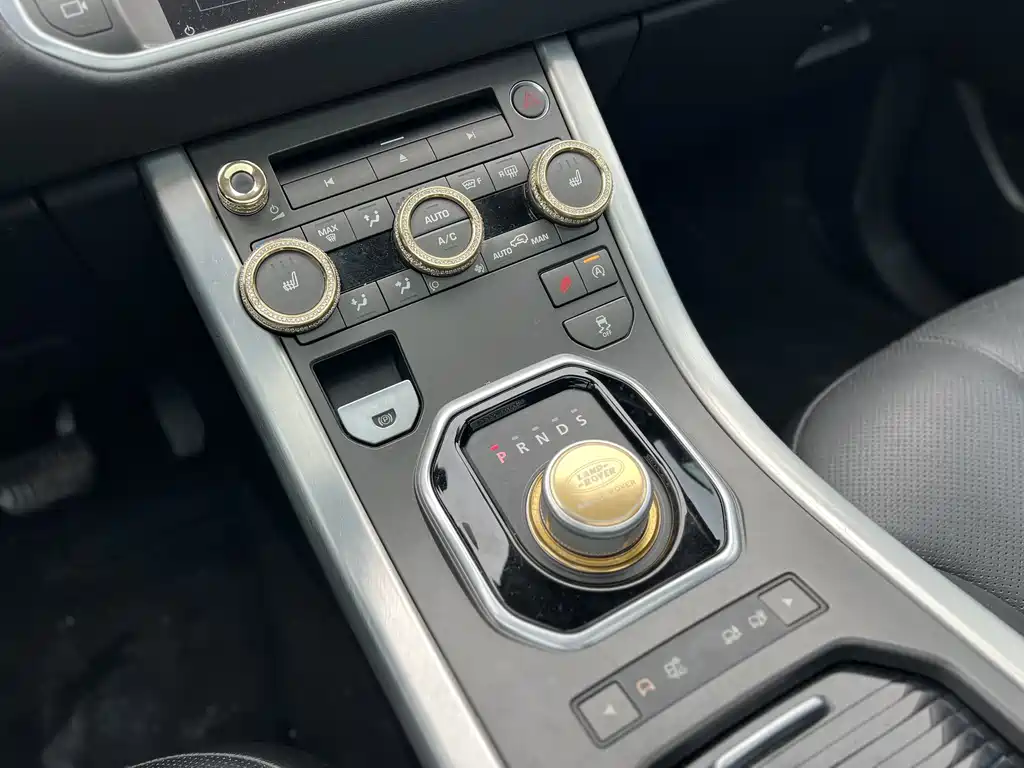 Land Rover Evoque 2017 — фото 11