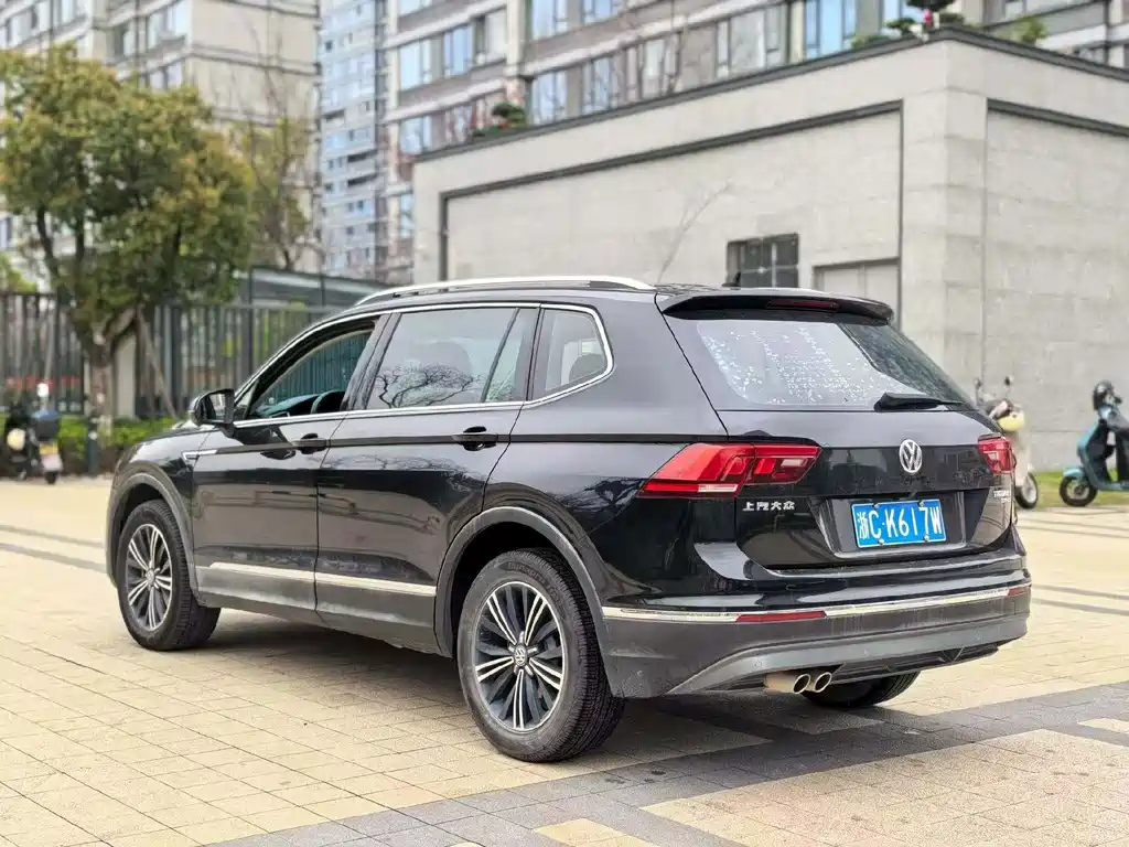 Volkswagen Tiguan L 2020
