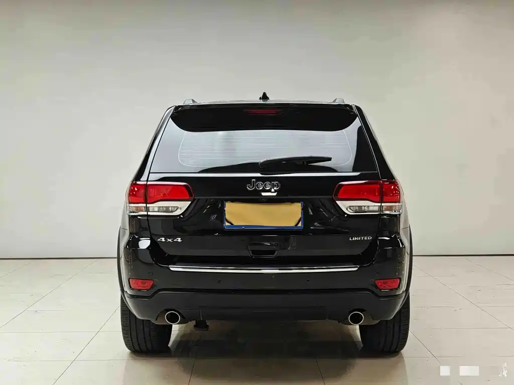 Jeep Grand Cherokee 2020 — фото 18