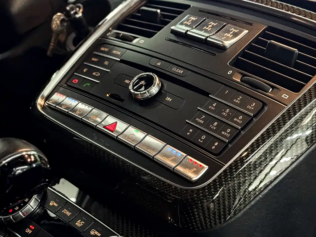 Mercedes-Benz G-Class 2019 — фото 16