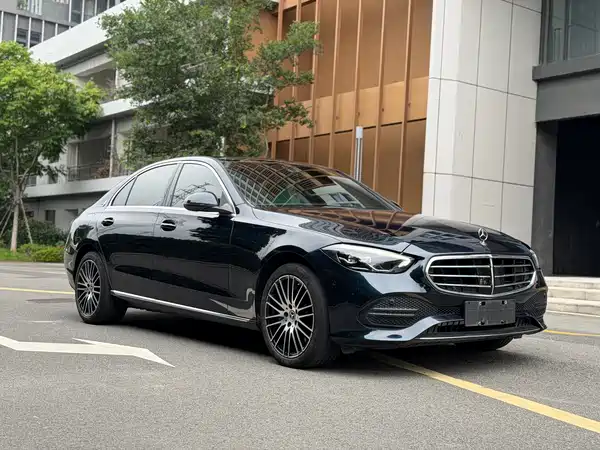 Mercedes-Benz C-Class 2022