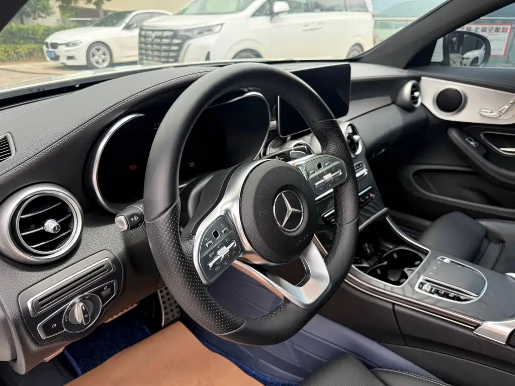 Mercedes-Benz C-Class 2020 — фото 13