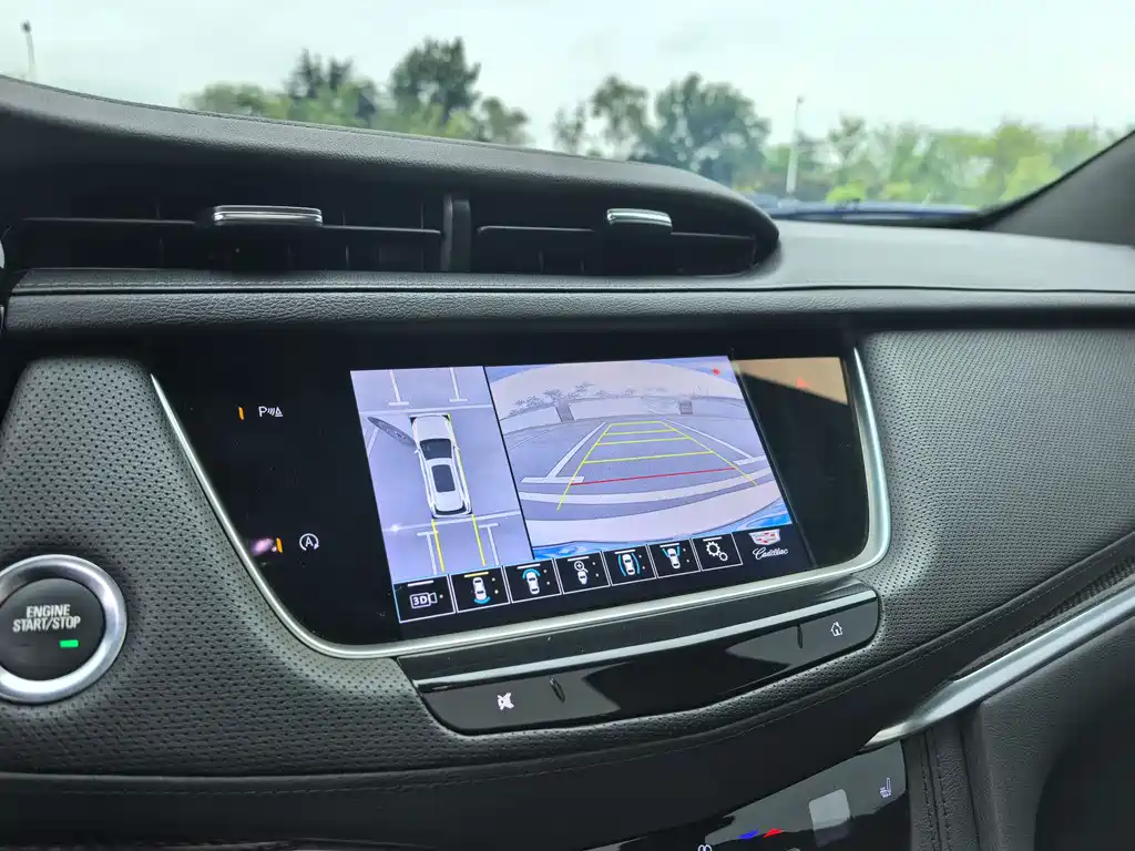 Cadillac XT5 2022 — фото 13