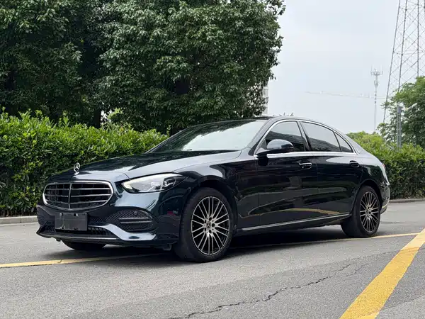 Mercedes-Benz C-Class 2022